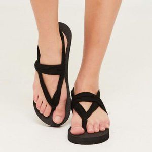Black Triangle Design Sandals